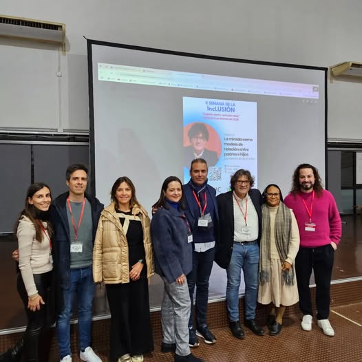 Asistencia a la ponencia del gran experto en Psicología Clínica «Roberto Aguado»